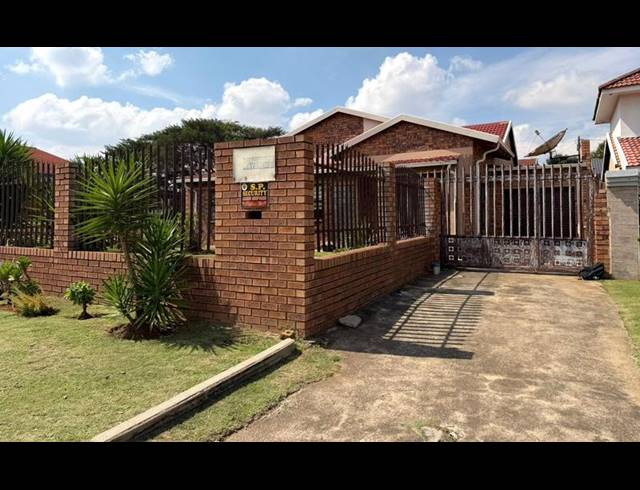 3 BEDROOM HOUSE FOR SALE IN ELDORADO PARK